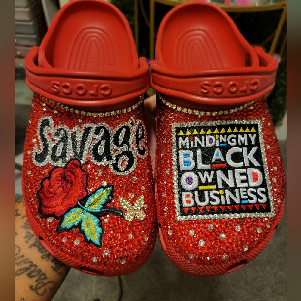 Custom CROCS - Picture 1 of 9